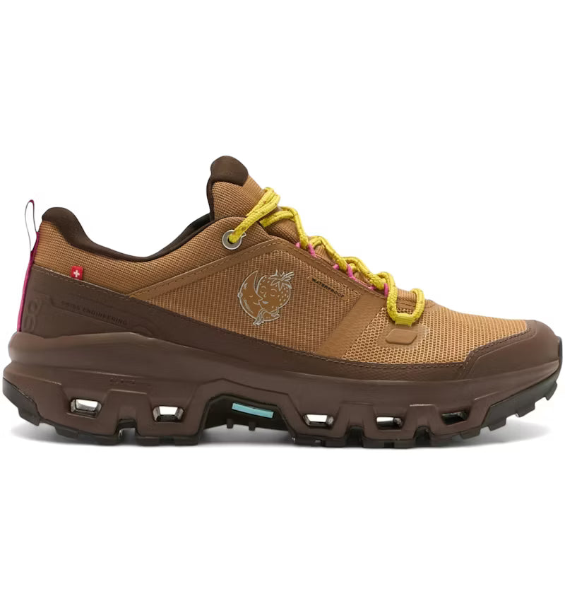 On Running Cloudrock Low Waterproof Sky High Farm Goods Sphinx (Women's) POS