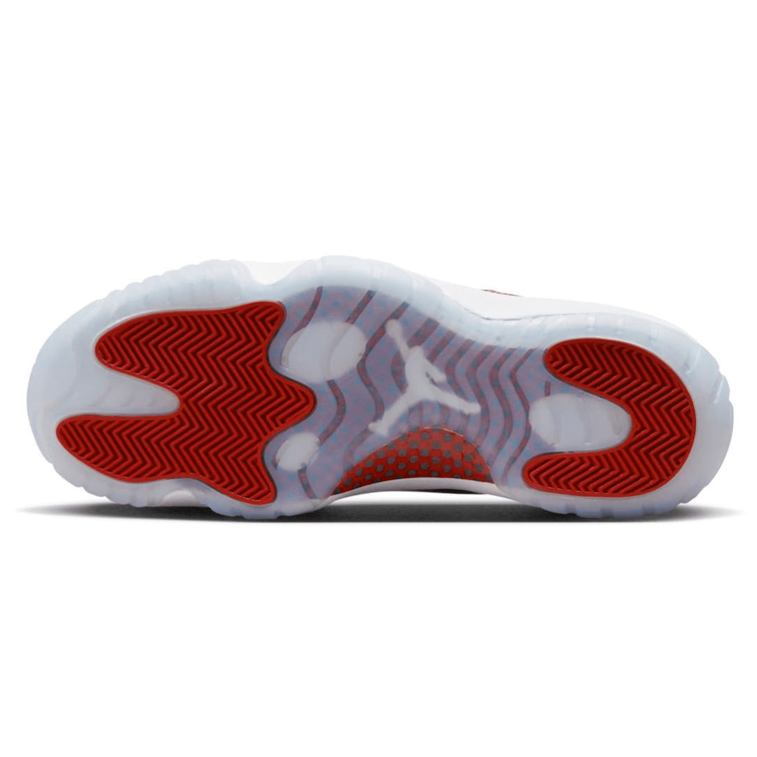 Jordan 11 Retro Cherry (2022)