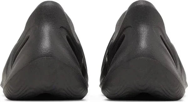 adidas Yeezy Foam RNR Onyx (Infants)