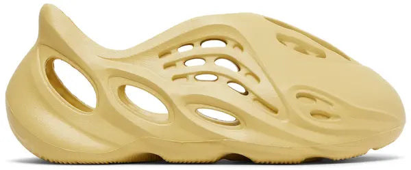 Yeezy Foam Runner Kids 'Sulfur'