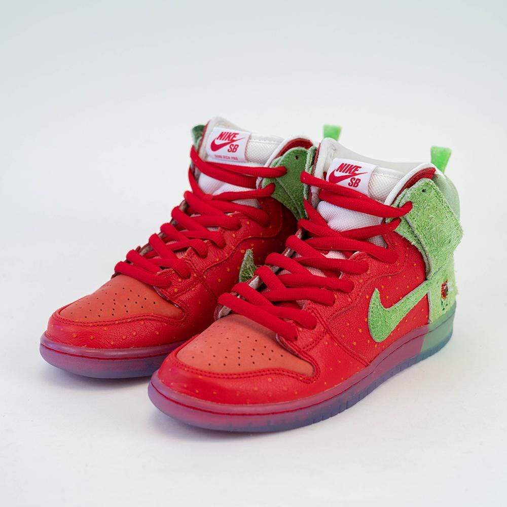 Nike SB Dunk High Strawberry Cough - YankeeKicks Store