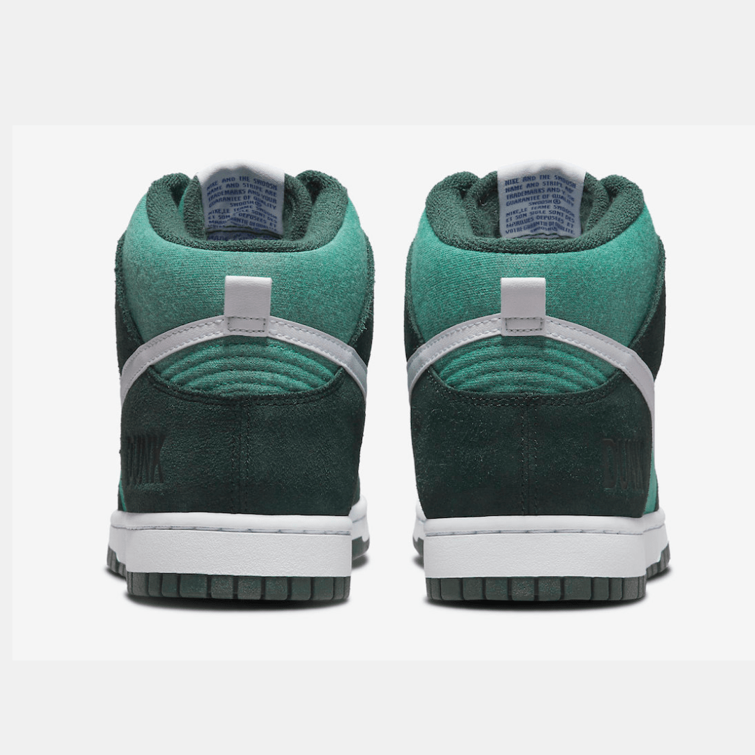 Dunk High Retro SE Athletic Club Pro Green